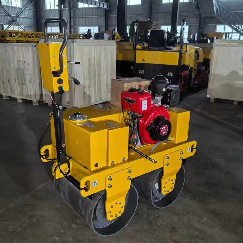 รถบดอัดดินแบบสั่นสะเทือนสำหรับ - Heavy Equipment And Machinery บทวิจารณ์และราคา